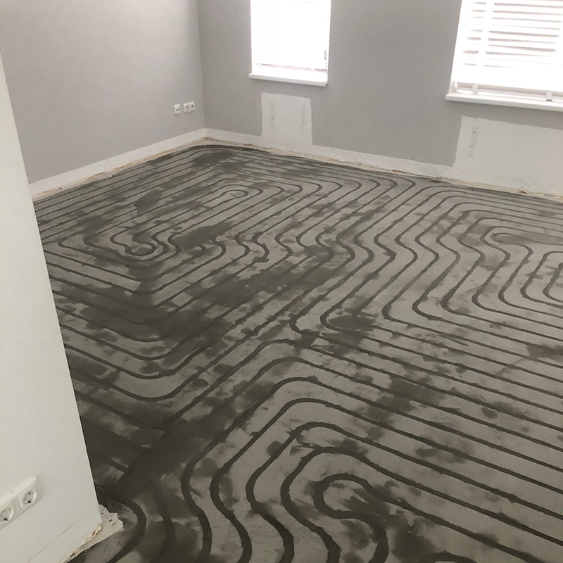 Foto van het voorbereiden van een vloer door Vorega